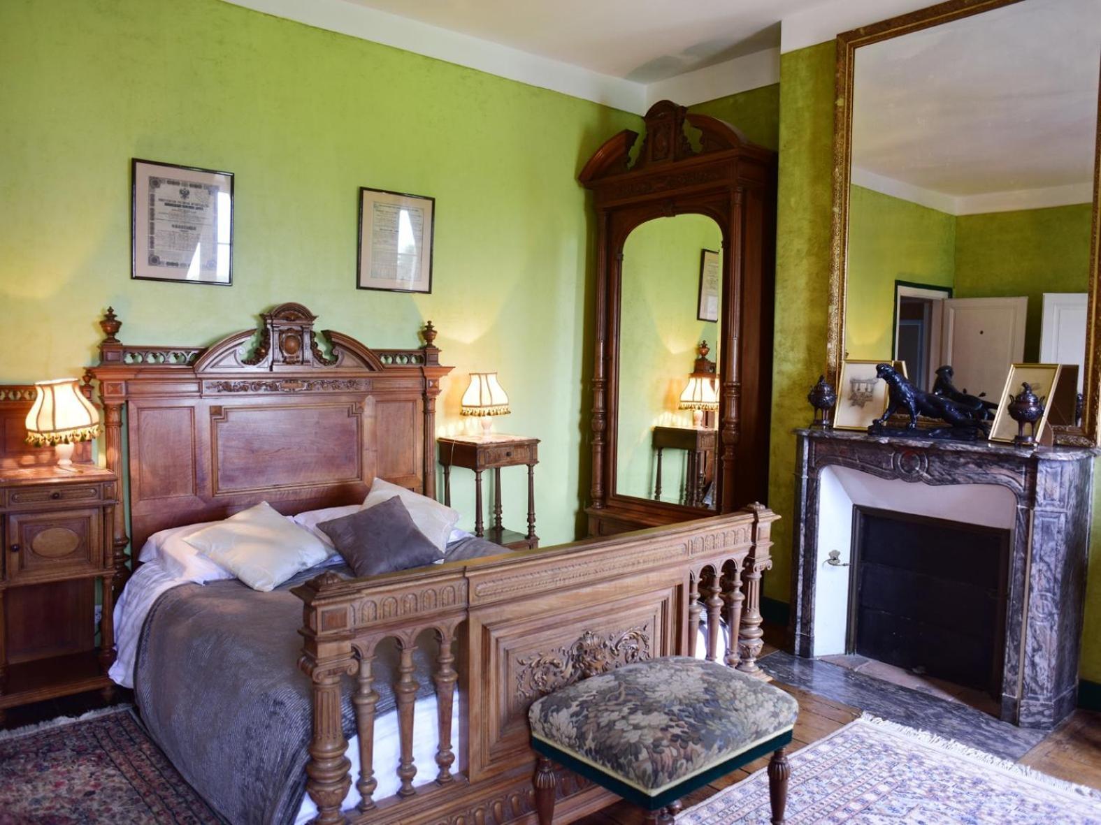 Château de Saint-Antoine Bonnac-la-Côte Quarto foto